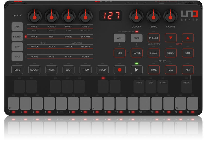 IK Multimedia UNO Synth